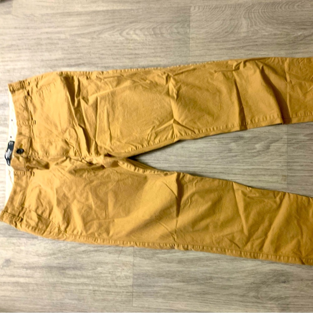 Brown Hollister chinos
